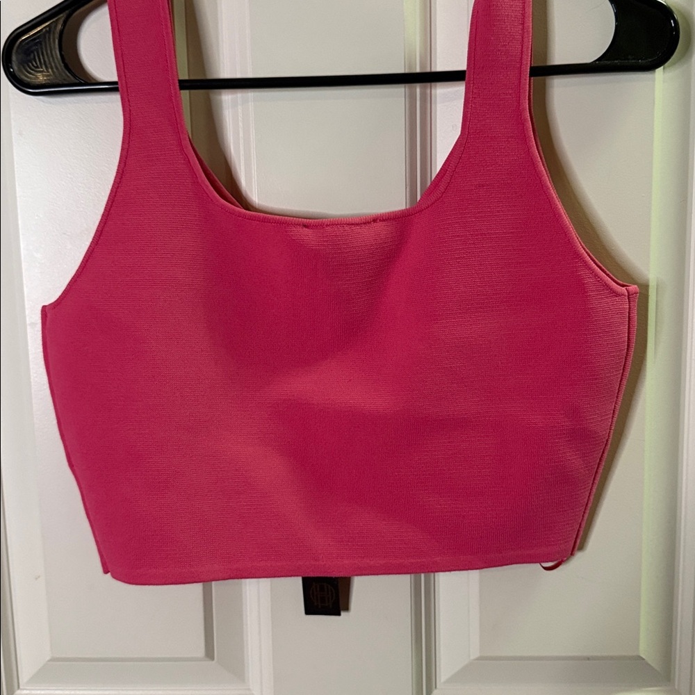 House of Harlow 1960 Two-Piece Hot Pink Compression Set - Picture 7 of 12